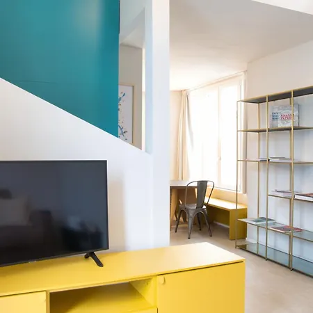 Bezzecca 9 - Design Loft Steps From The * レッコ