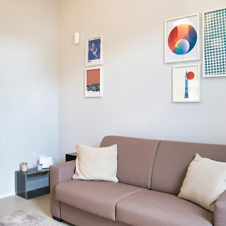 Bezzecca 9 - Design Loft Steps From The * レッコ
